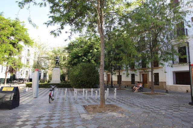 San esteban medio Sevilla Buitenkant foto